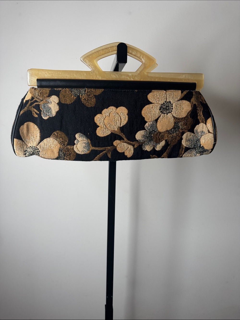 PAINT THE LILY 
Black and Gold Floral Jacquard Clutch Tote